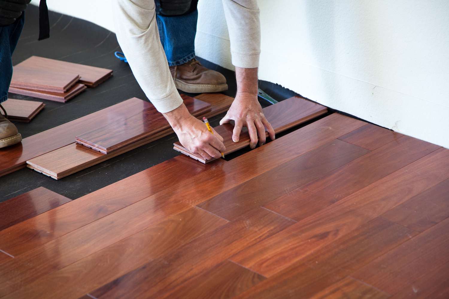 HARDWOOD INSTALLATION